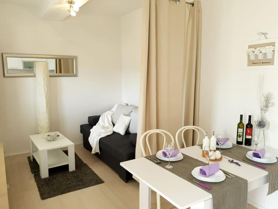 Apartments Regina Bol Kültér fotó