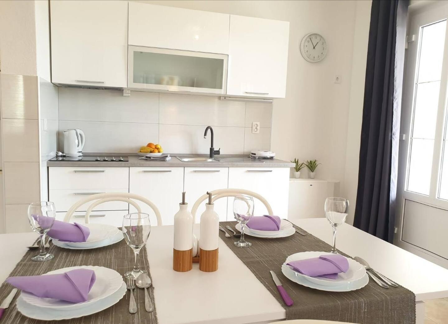 Apartments Regina Bol Kültér fotó